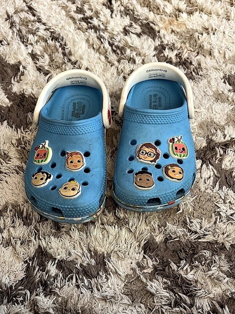 Crocs Kids CoComelon Classic Clog Blue Sandals